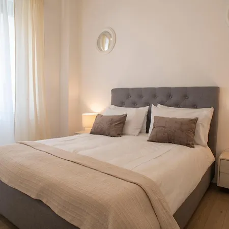 Apartament Maison B *
